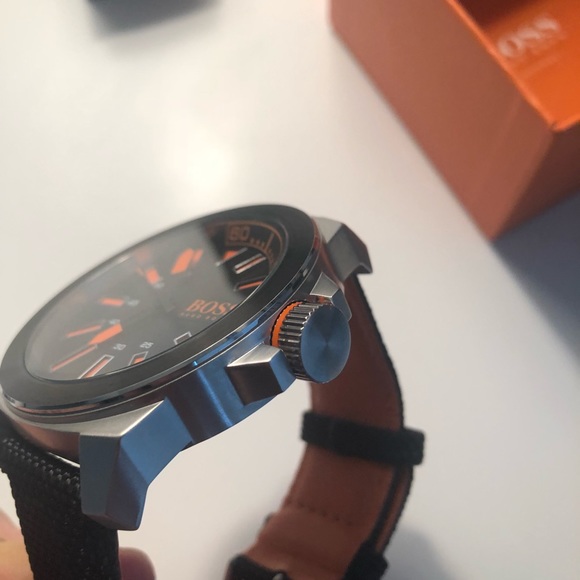 Watch - Picture 3 of 4